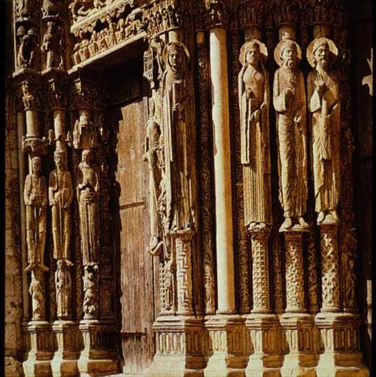 Gotyk i protorenesans - chartres portal krolewski 4.jpg