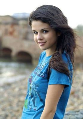 Selena photos 5 - normal_4.jpg