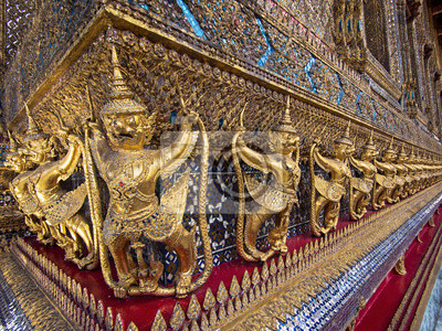 Wat Phra Kaew - statuetki-opiekun-otaczajacy-swiatynia-szmaragdowego-buddy-400-20183765.jpg