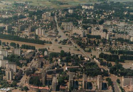 Powódź w Opolu 1997 - Powódź 1997 nad Opolszczyzną z lotu ptaka. Opole 01.jpg