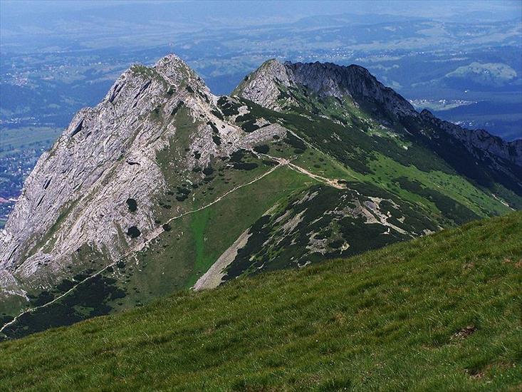 Tatry - 800px-Giewont_a3.jpg