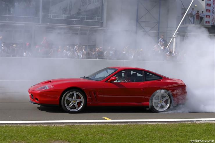 Samochody - Ferrari 37.jpg